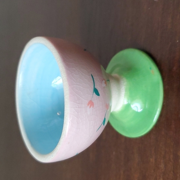 EUC. Cute Bunny Egg Cup / Rabbit Ceramic Easter Decor - Picture 2 of 4